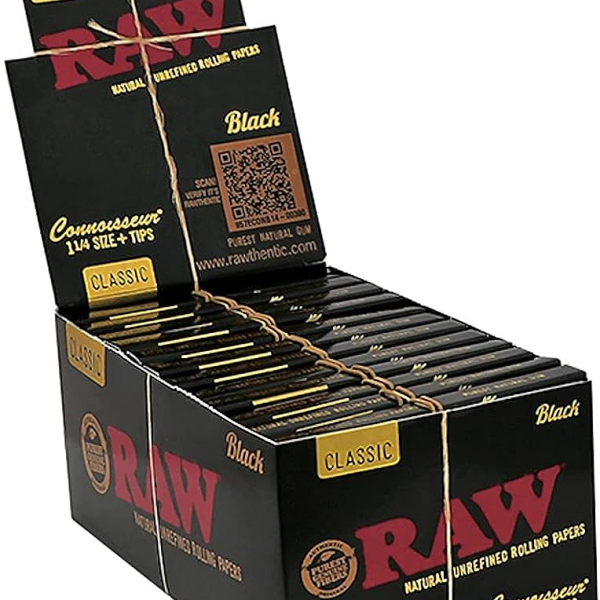 Raw Black 1 1/4 connoisseur 24's